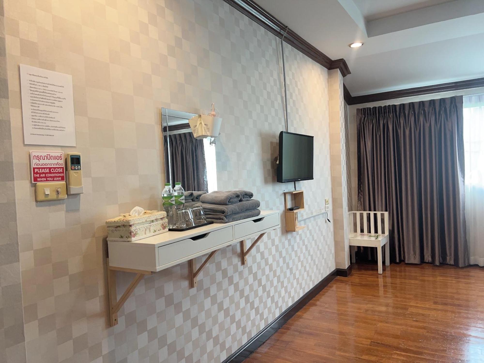 24 Hostel Donmuang Бангкок Экстерьер фото