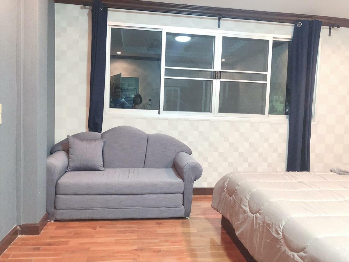 24 Hostel Donmuang Бангкок Экстерьер фото