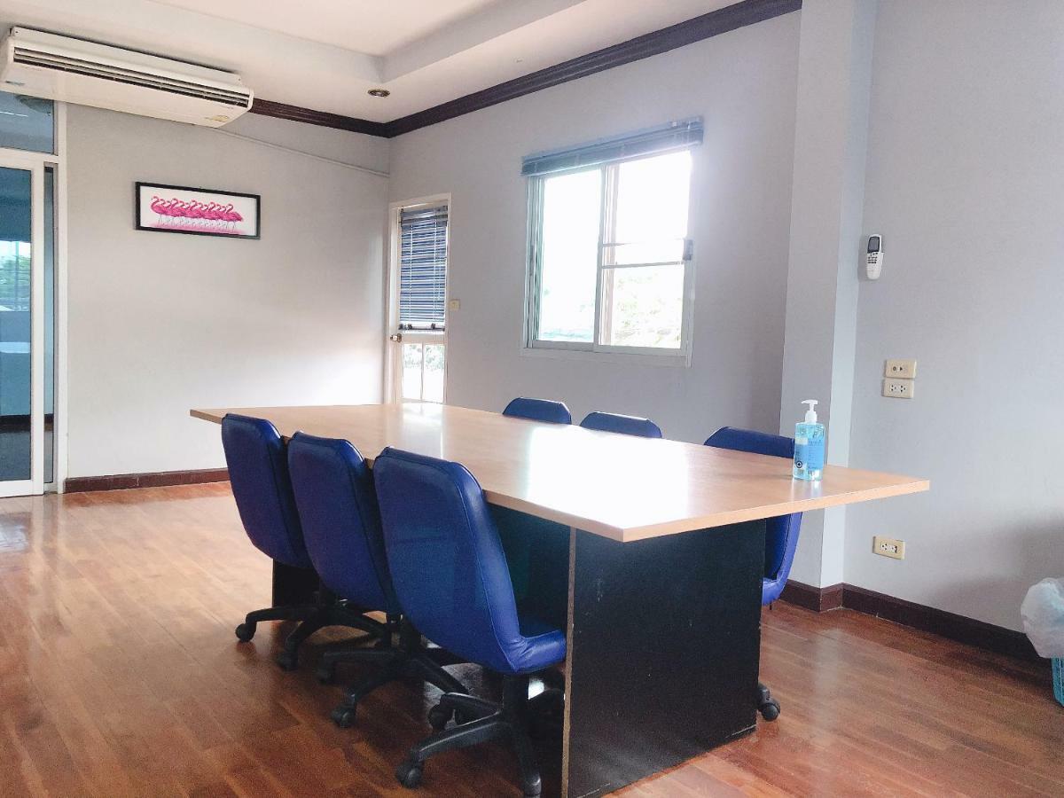 24 Hostel Donmuang Бангкок Экстерьер фото